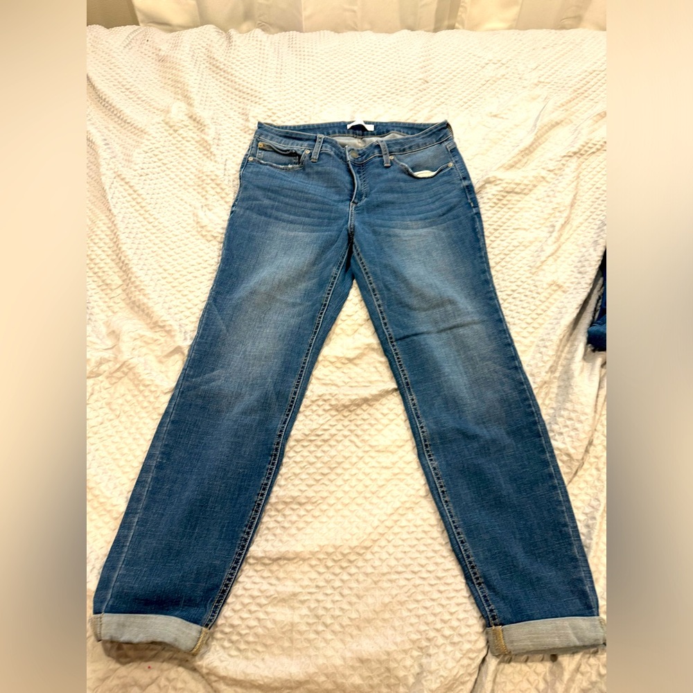 Medium wash LC skinny jeans